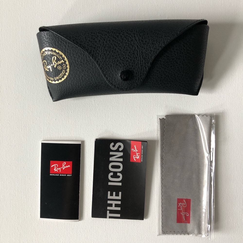 Brand new Rayban case